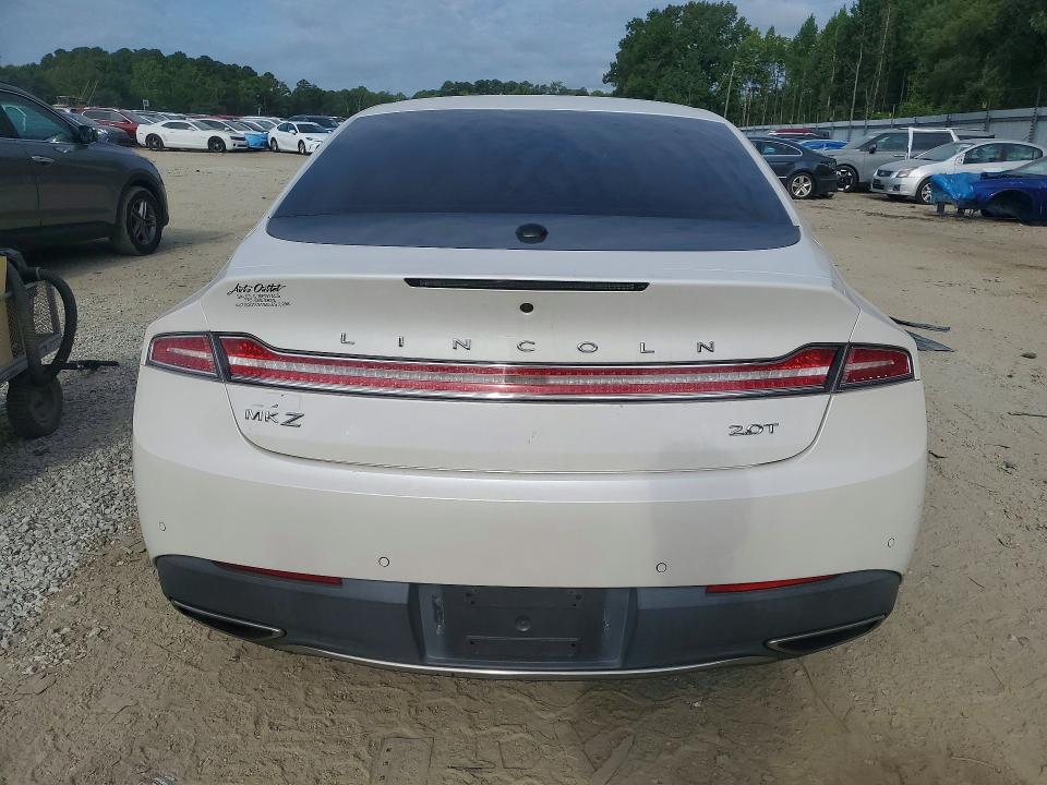 Photo 6 from auction – 2019 LINCOLN MKZ with VIN 3LN6L5C92KR601997