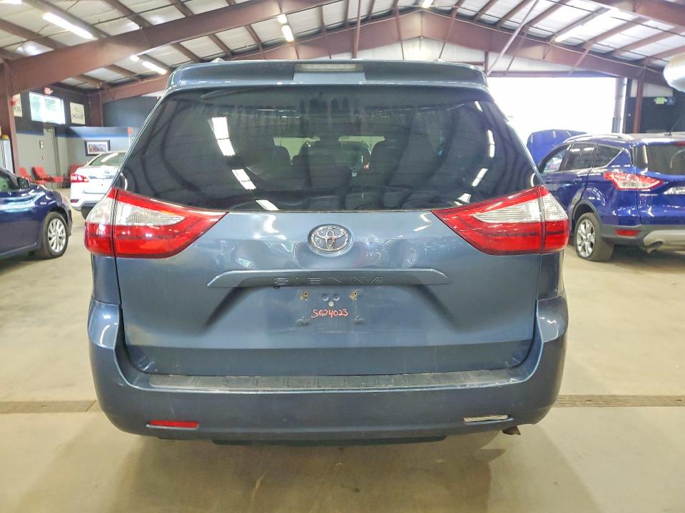 Photo 6 from auction – 2015 TOYOTA SIENNA with VIN 5TDDK3DC6FS110817