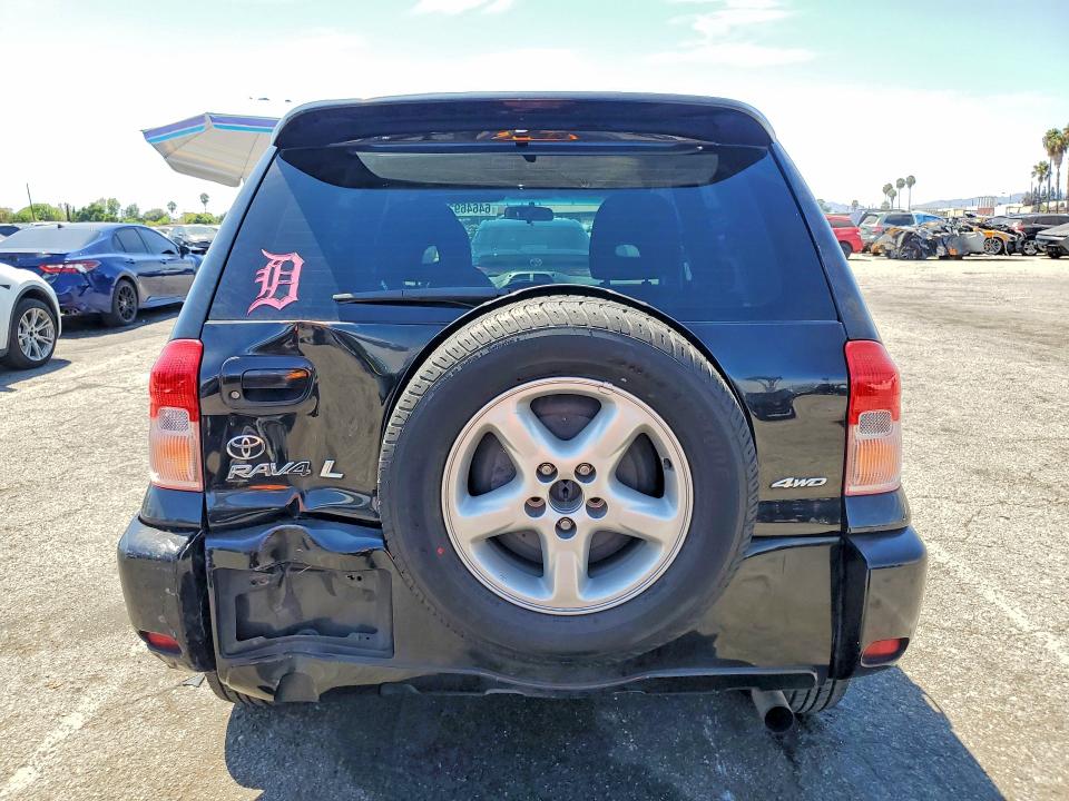 Foto 6 de la subasta – 2002 TOYOTA RAV4 con VIN JTEHH20V626057799