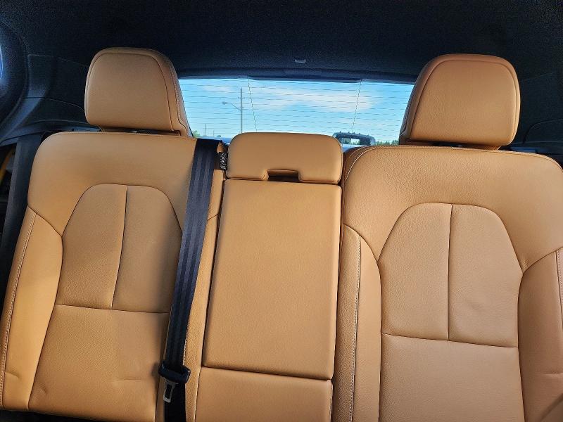 Zdjęcie 10 z aukcji – 2020 VOLVO XC40 z VIN YV4162UK3L2325810