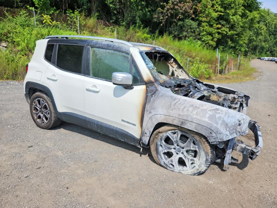 Photo 4 from auction – 2015 JEEP RENEGADE with VIN ZACCJBDT8FPB46286