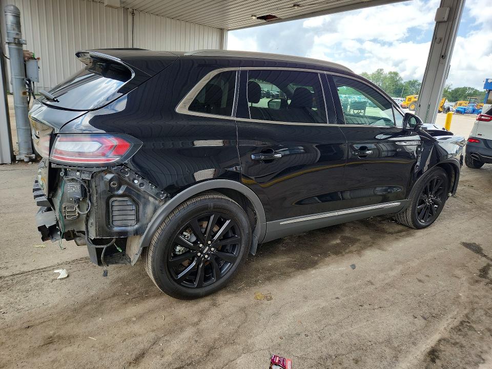 Photo 3 from auction – 2021 LINCOLN NAUTILUS with VIN 2LMPJ8KP0MBL17883
