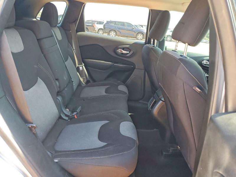 Photo 11 from auction – 2017 JEEP CHEROKEE with VIN 1C4PJLAB6HW508382