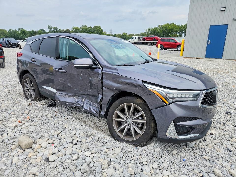 Photo 4 from auction – 2021 ACURA RDX with VIN 5J8TC2H51ML017900