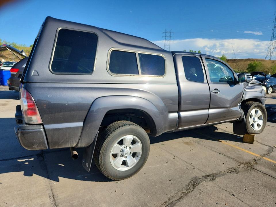 Photo 3 from auction – 2011 TOYOTA TACOMA with VIN 5TFUU4EN7BX005613