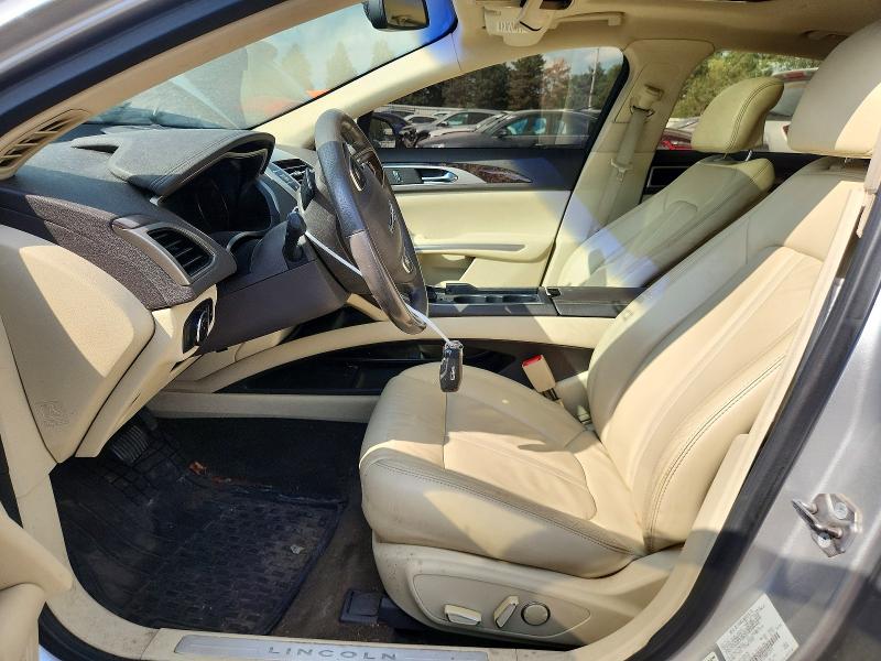 Photo 7 from auction – 2013 LINCOLN MKZ with VIN 3LN6L2GKXDR802254