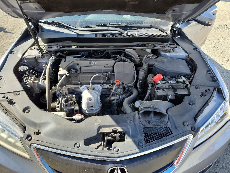 Снимка 11 от търг – 2015 ACURA TLX с VIN 19UUB1F54FA018834