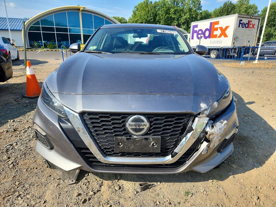Photo 5 from auction – 2022 NISSAN ALTIMA with VIN 1N4BL4BV5NN343712