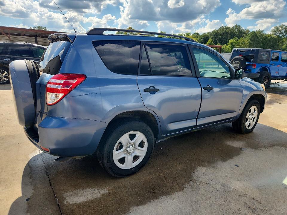 Photo 3 from auction – 2012 TOYOTA RAV4 with VIN 2T3ZF4DV7CW143921