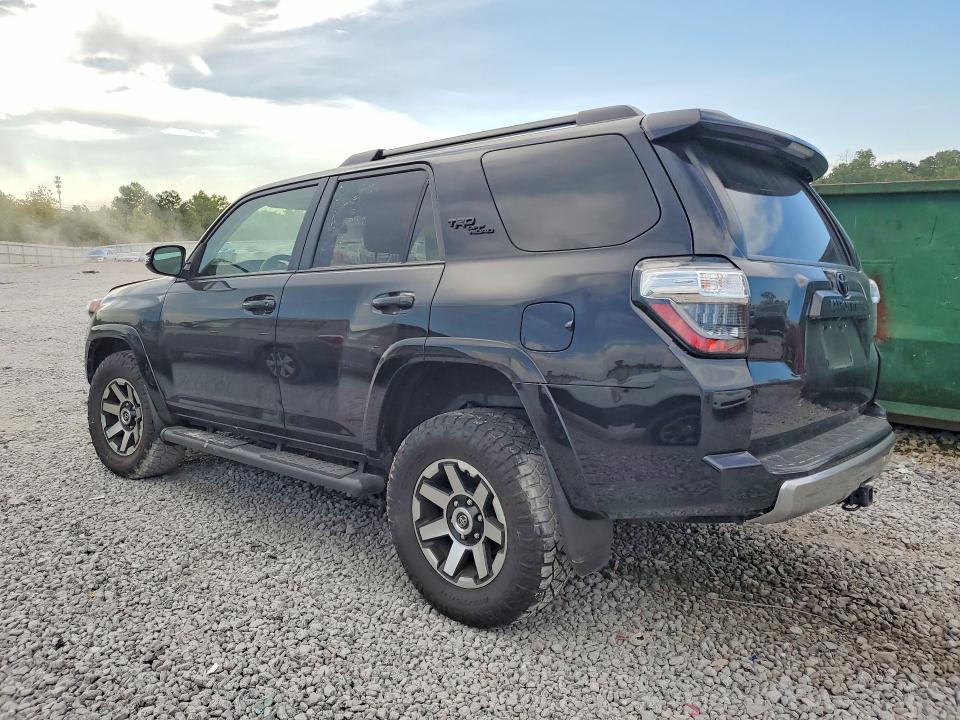 Photo 2 from auction – 2020 TOYOTA 4RUNNER with VIN JTEBU5JR8L5828839