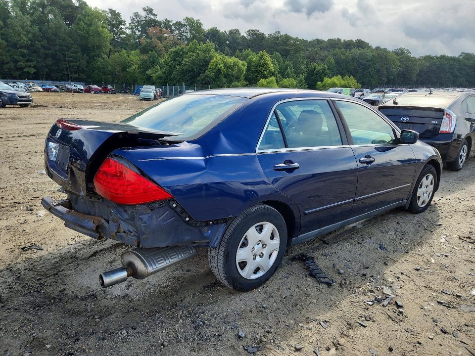 Photo 3 from auction – 2007 HONDA ACCORD with VIN 1HGCM56477A157216