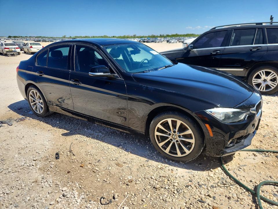 Photo 4 from auction – 2017 BMW 320 with VIN WBA8E1G35HNU18642