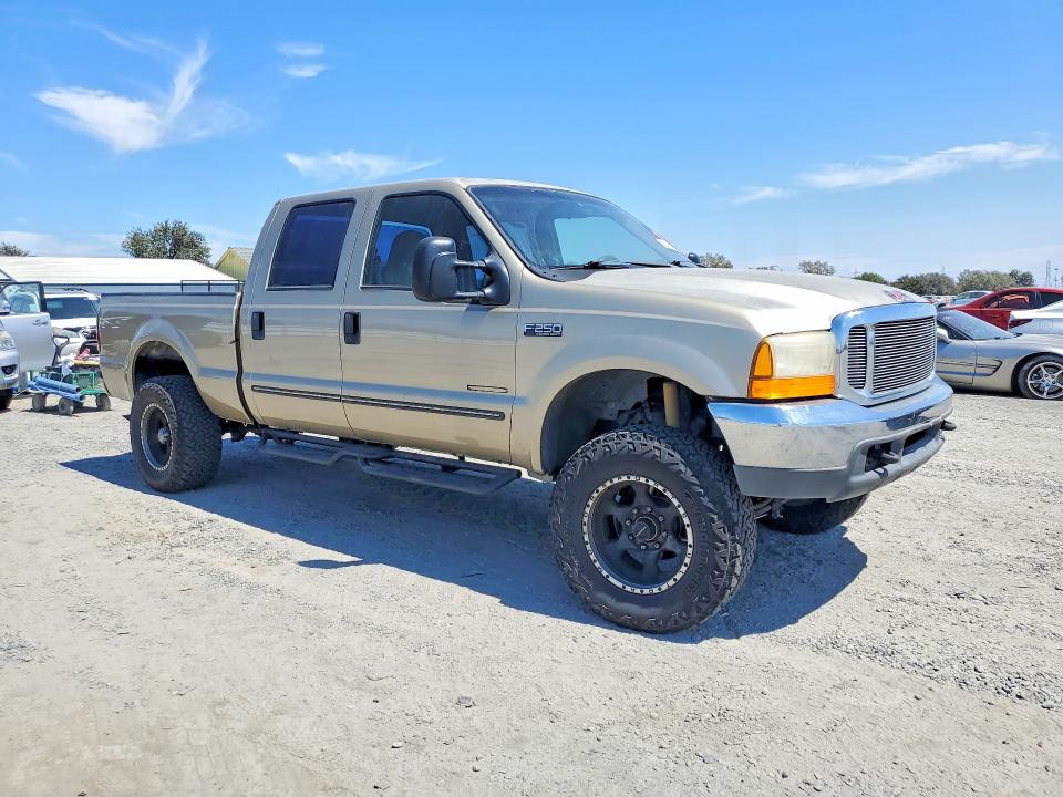 Photo 4 from auction – 2000 FORD F250 with VIN 1FTNW21F6YEB33010