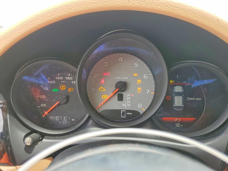 Photo 9 from auction – 2016 PORSCHE MACAN with VIN WP1AB2A50GLB45342