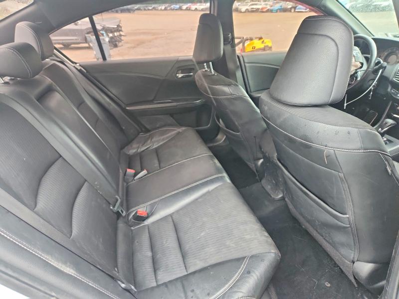 Photo 10 from auction – 2017 HONDA ACCORD with VIN 1HGCR2F54HA208939