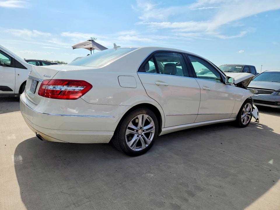 Photo 3 from auction – 2011 MERCEDES-BENZ E with VIN WDDHF8HB7BA414966