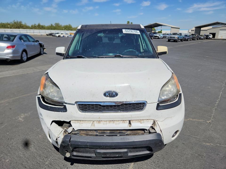 Photo 5 from auction – 2011 KIA SOUL with VIN KNDJT2A26B7277088