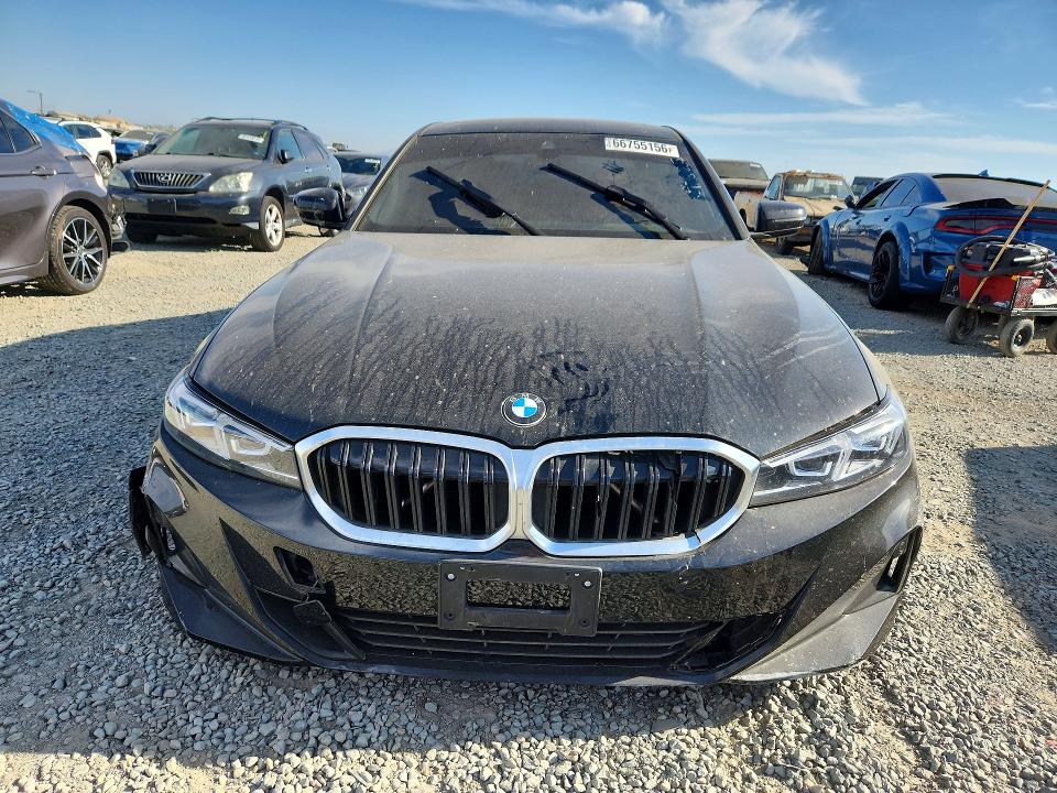 صورة رقم 5 من المزاد - 2023 BMW 330I مع VIN 3MW69FF01P8D05482