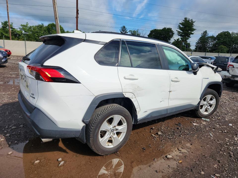Photo 3 from auction – 2021 TOYOTA RAV4 with VIN 4T3LWRFV0MU047016