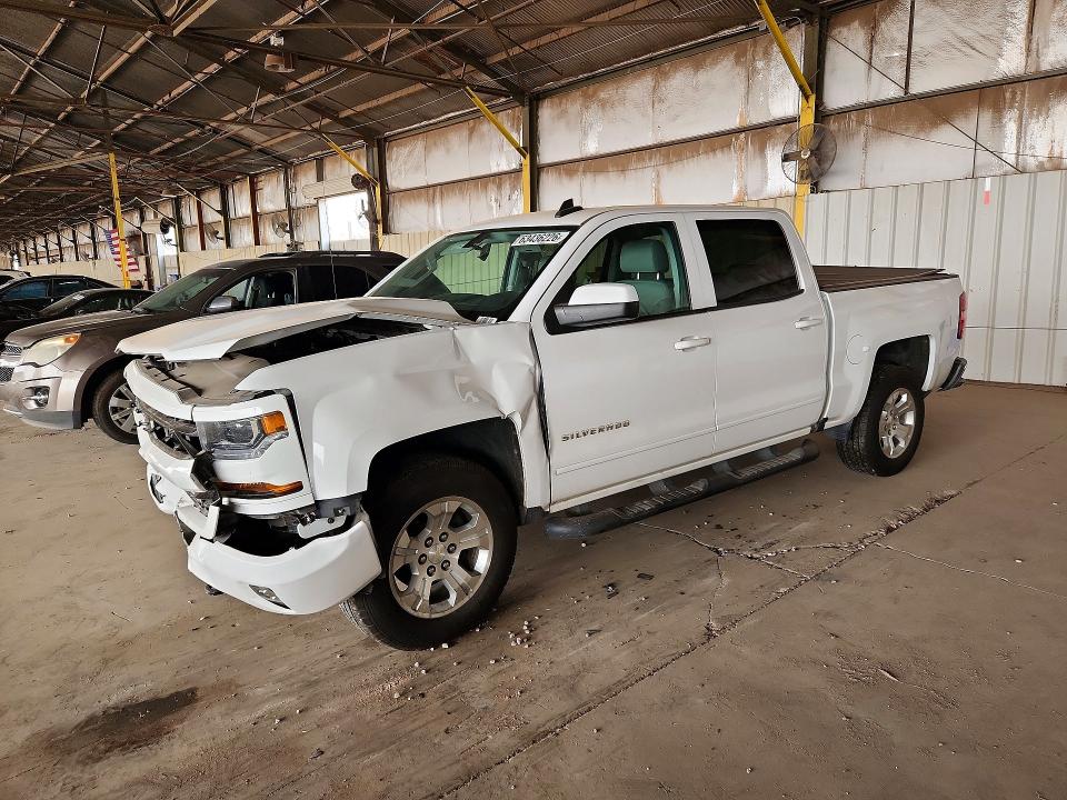 CHEVROLET SILVERADO 2018 with VIN 3GCUKREC0JG491198 - Photo from auction