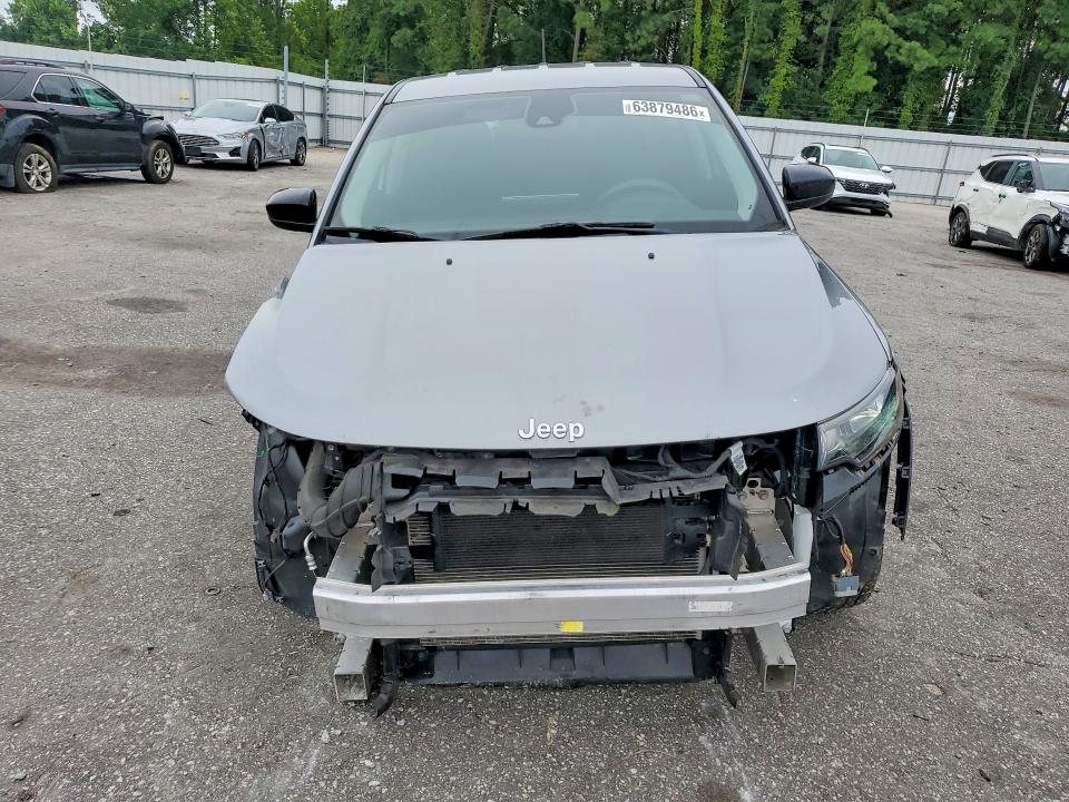 Photo 5 from auction – 2022 JEEP COMPASS with VIN 3C4NJDAB5NT213904