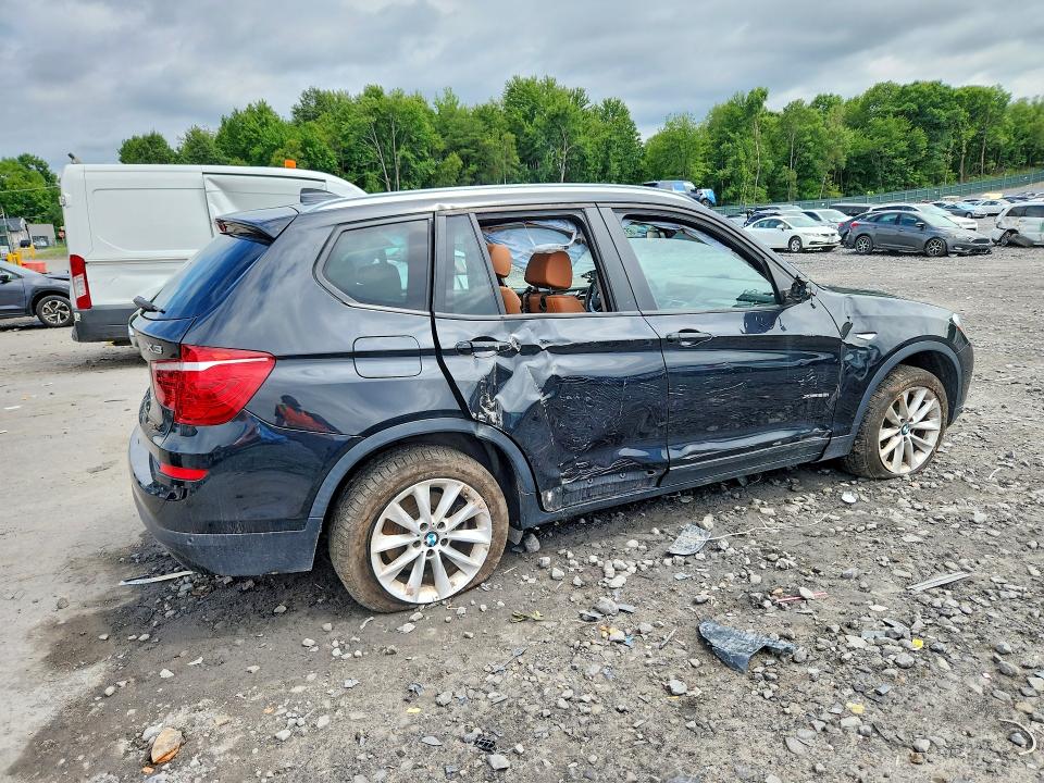 Photo 3 from auction – 2017 BMW X3 with VIN 5UXWX9C39H0W72004