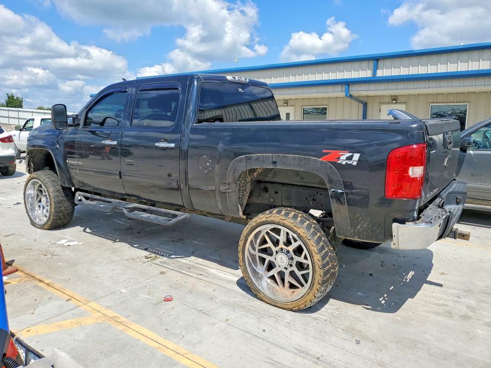 Photo 2 from auction – 2009 CHEVROLET SILVERADO with VIN 1GCHK63679F173640