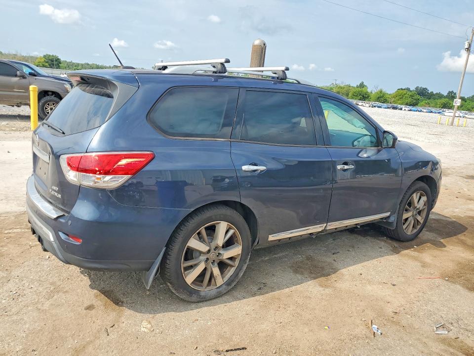 Photo 3 from auction – 2016 NISSAN PATHFINDER with VIN 5N1AR2MM4GC635214