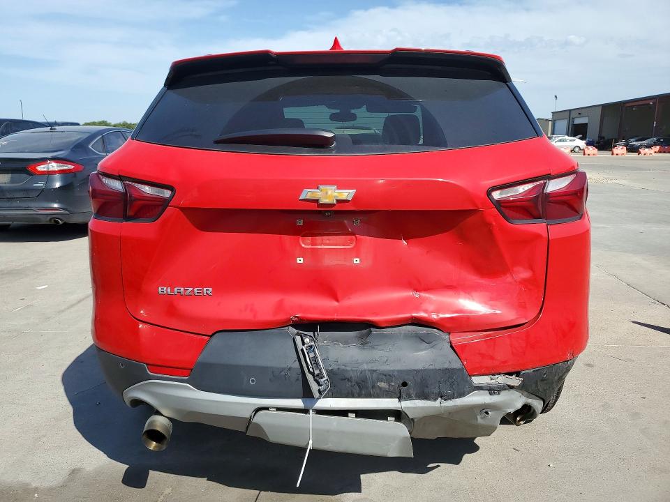 Photo 6 from auction – 2020 CHEVROLET BLAZER with VIN 3GNKBCR43LS657874