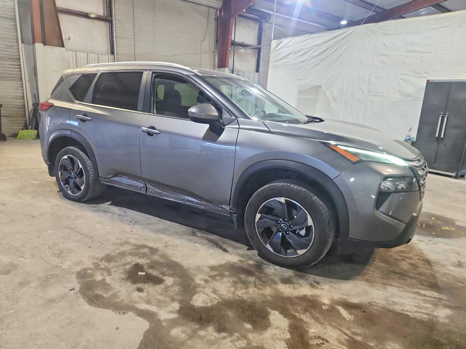 Photo 4 from auction – 2025 NISSAN ROGUE with VIN JN8BT3BA1SW004991