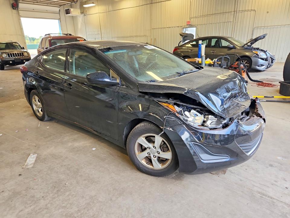 Photo 4 from auction – 2014 HYUNDAI ELANTRA with VIN KMHDH4AE9EU113372