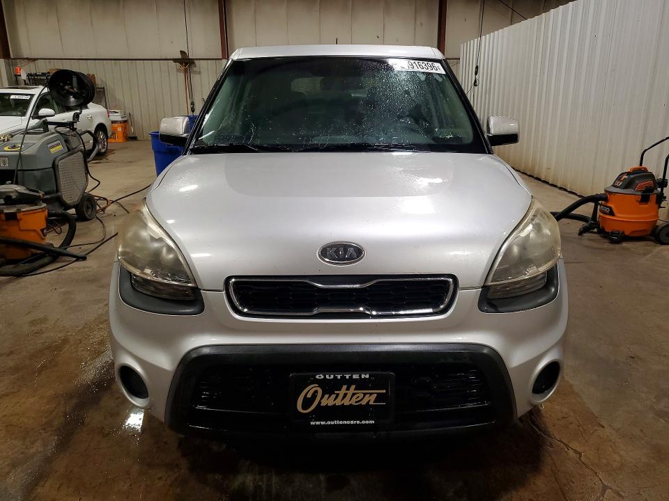 Photo 5 from auction – 2012 KIA SOUL with VIN KNDJT2A52C7435812