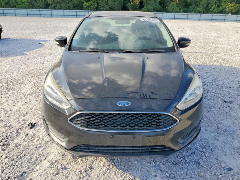 Photo 5 from auction – 2015 FORD FOCUS with VIN 1FADP3F27FL335258