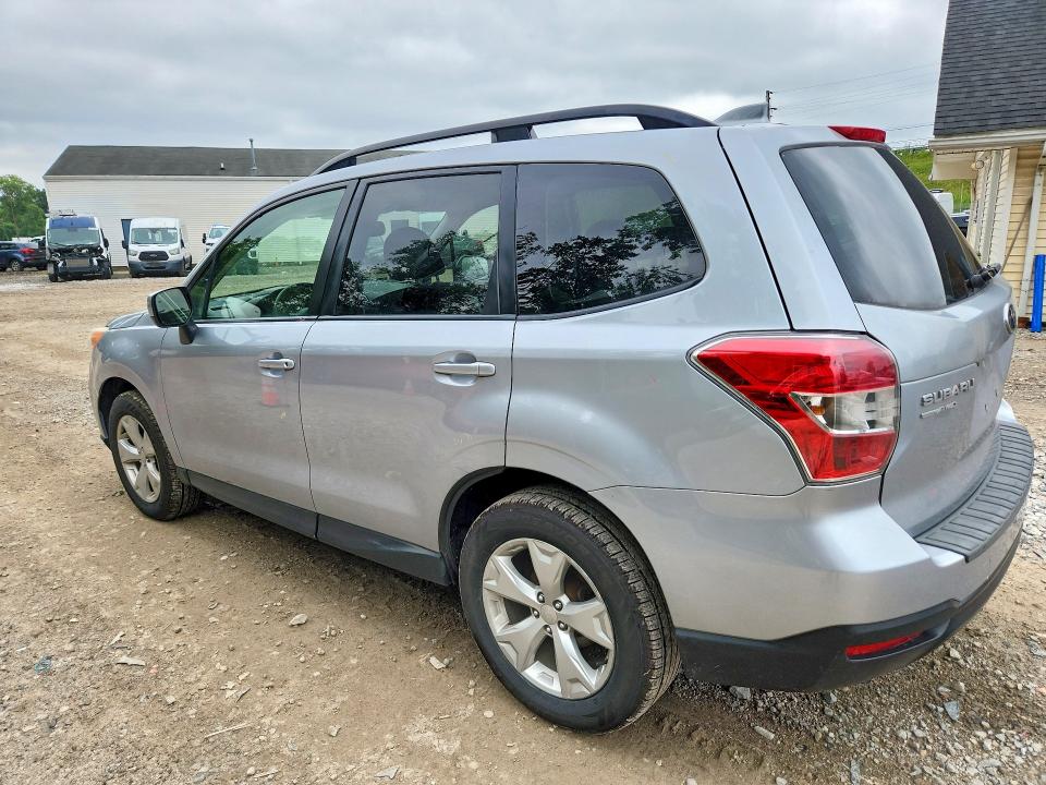 Photo 2 from auction – 2016 SUBARU FORESTER with VIN JF2SJADC3GH494464