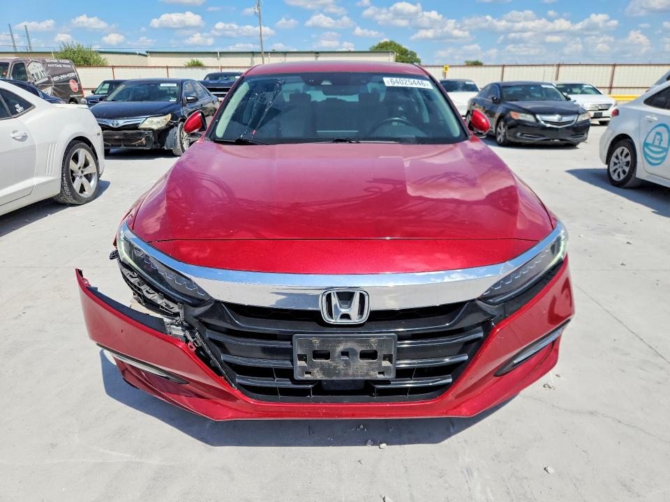 Photo 5 from auction – 2018 HONDA ACCORD with VIN 1HGCV3F92JA006613