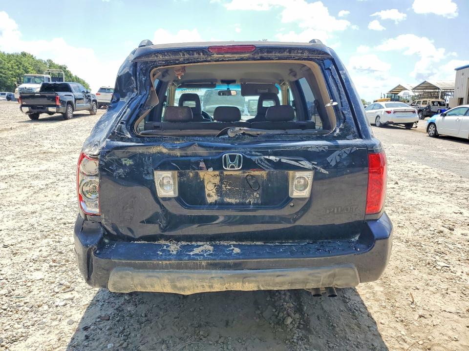 Photo 6 from auction – 2004 HONDA PILOT with VIN 2HKYF18504H545213