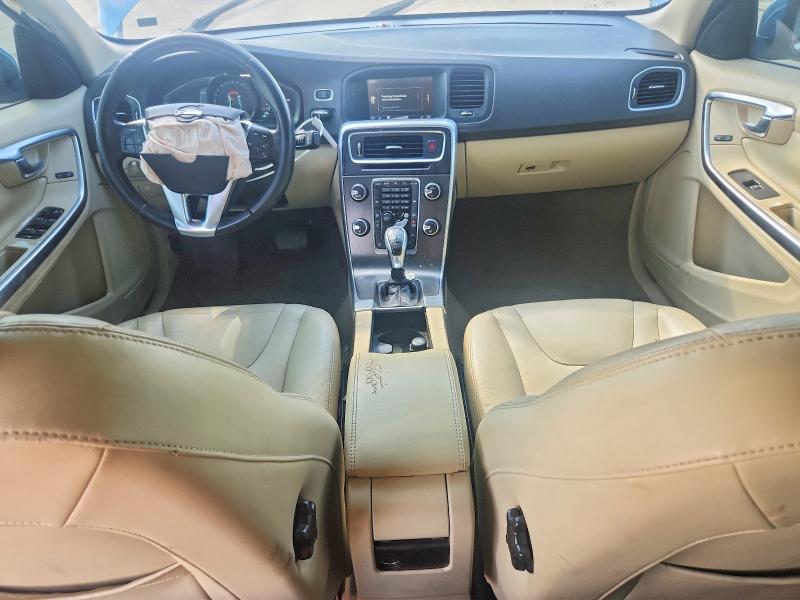 Photo 8 from auction – 2015 VOLVO S60 with VIN YV126MFB3F1305285