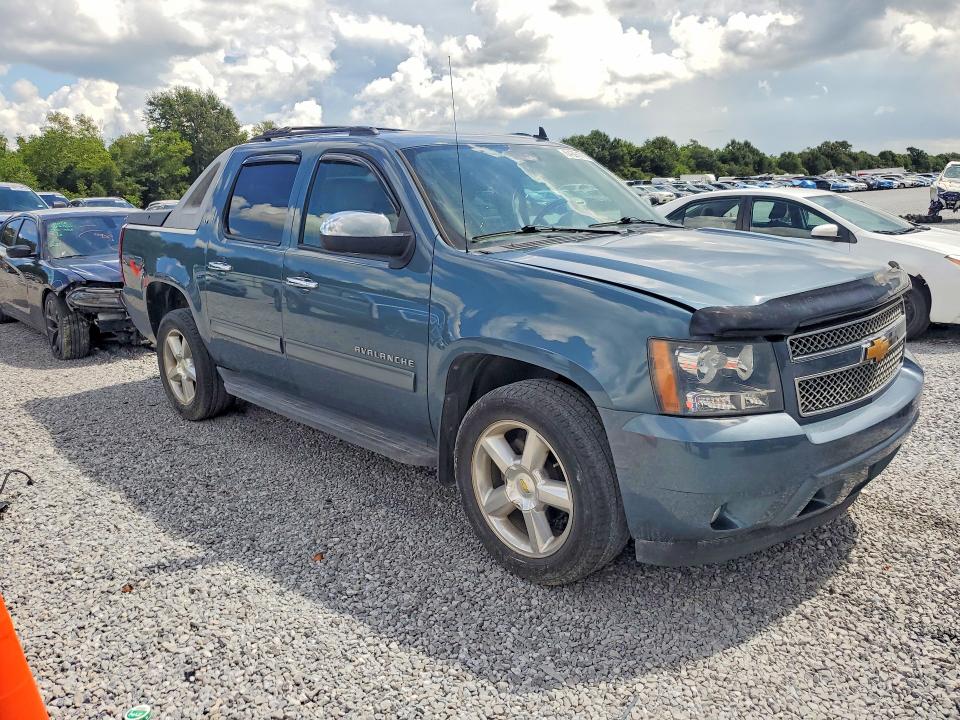 Photo 4 from auction – 2012 CHEVROLET AVALANCHE with VIN 3GNMCFE04CG122470