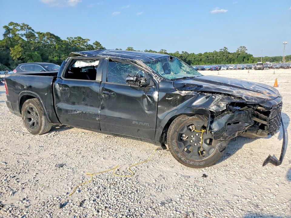 Photo 4 from auction – 2026 RAM 1500 with VIN 3C6RREFG3T4187662