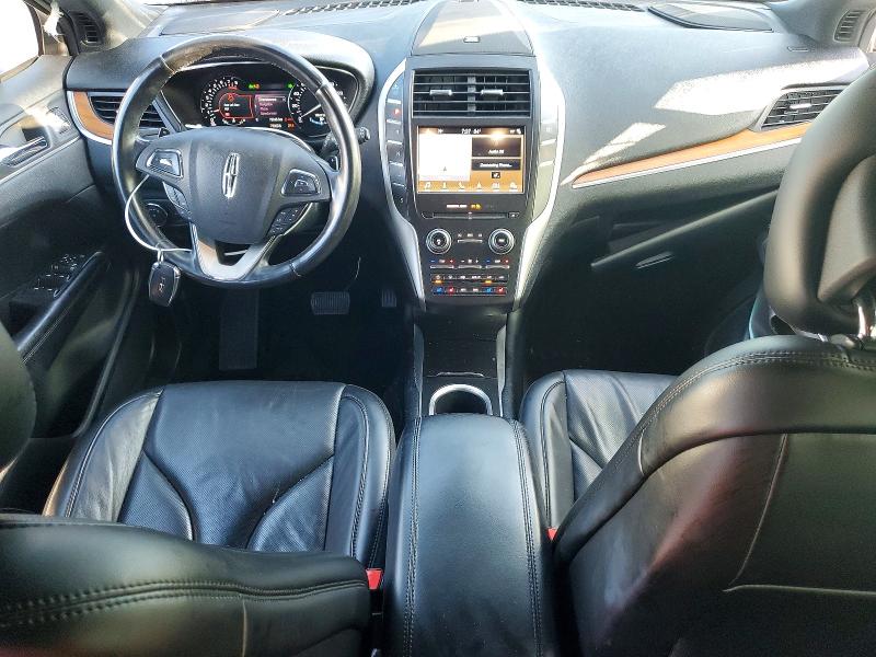 Photo 8 from auction – 2019 LINCOLN MKC with VIN 5LMCJ3D97KUL32431