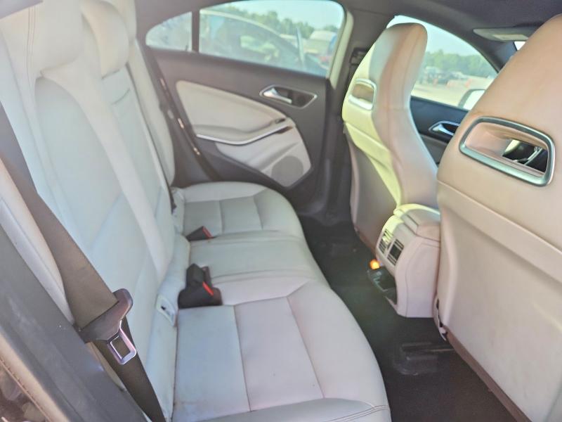 Zdjęcie 10 z aukcji – 2015 MERCEDES-BENZ CLA z VIN WDDSJ4EB5FN210490
