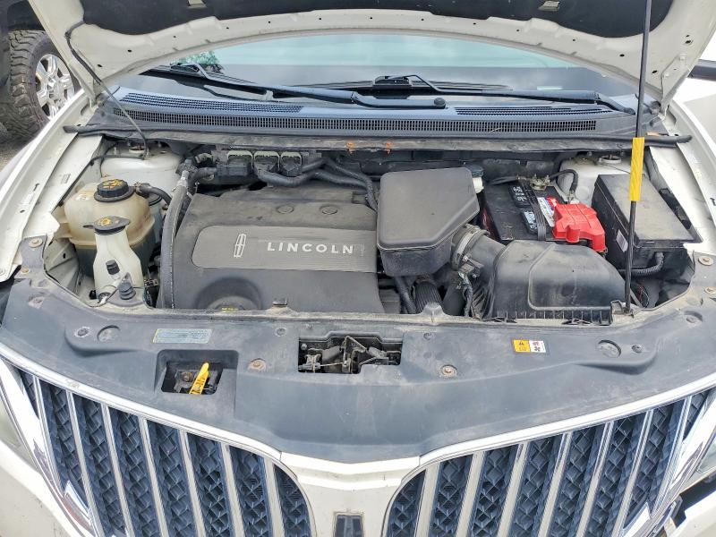 Photo 12 from auction – 2011 LINCOLN MKX with VIN 2LMDJ8JK4BBJ20009