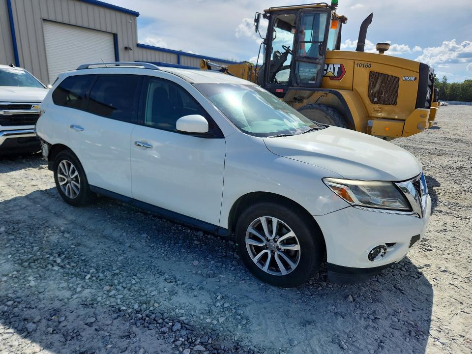 Photo 4 from auction – 2016 NISSAN PATHFINDER with VIN 5N1AR2MN5GC631603