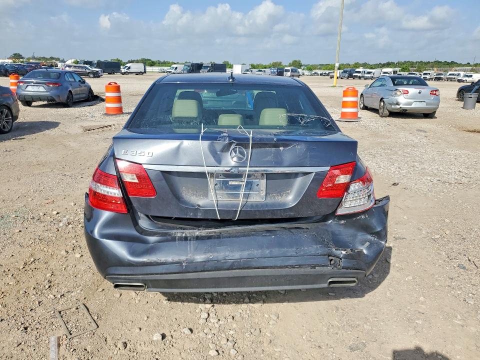 Снимка 6 от търг – 2010 MERCEDES-BENZ E с VIN WDDHF5GB9AA097593