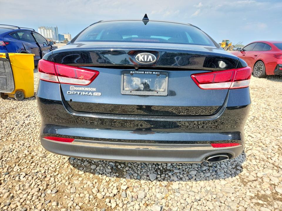 Photo 6 from auction – 2018 KIA OPTIMA with VIN 5XXGT4L35JG180644