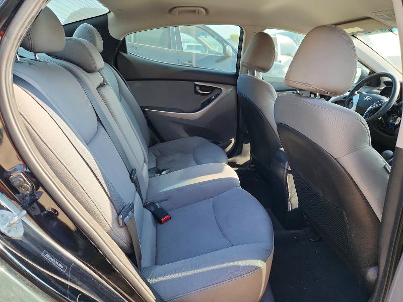 Photo 10 from auction – 2012 HYUNDAI ELANTRA with VIN 5NPDH4AE5CH125840