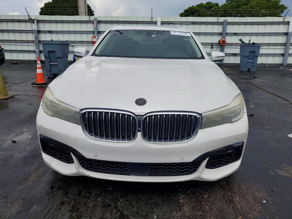 Photo 5 from auction – 2016 BMW 740 with VIN WBA7E2C51GG547862