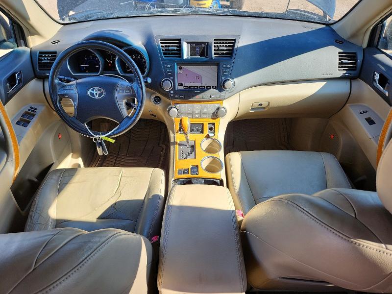 Photo 8 from auction – 2009 TOYOTA HIGHLANDER with VIN JTEEW44A692030938