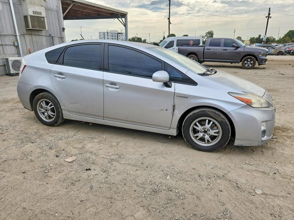 Photo 4 from auction – 2010 TOYOTA PRIUS with VIN JTDKN3DU1A5025034
