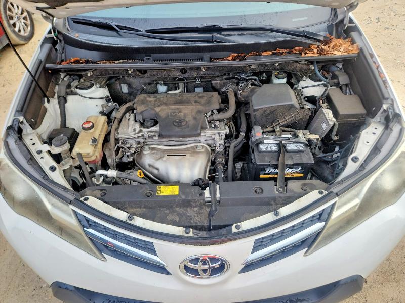 Photo 12 from auction – 2014 TOYOTA RAV4 with VIN JTMZFREV1EJ009130